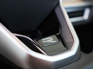 Volkswagen Golf 1.4TSI R-Line Plus - Image 19