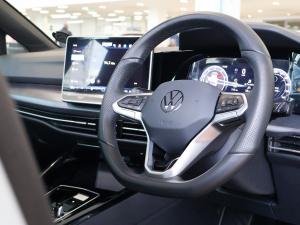 Volkswagen Golf 1.4TSI R-Line Plus - Image 23