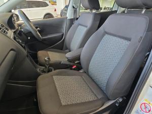 Volkswagen Polo Vivo hatch 1.4 Life - Image 9
