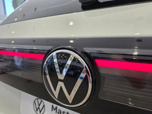 Volkswagen Tiguan 2.0TDI R-Line 4Motion - Image 20