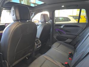 Volkswagen Tiguan 2.0TDI R-Line 4Motion - Image 24