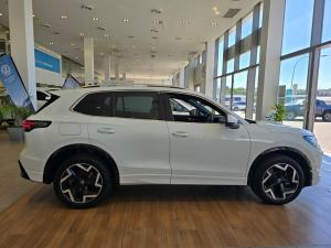 Volkswagen Tiguan 2.0TDI R-Line 4Motion - Image 3