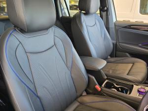 Volkswagen Tiguan 2.0TDI R-Line 4Motion - Image 9