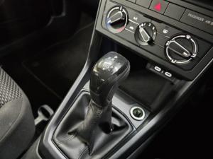 Volkswagen T-Cross 1.0TSI auto - Image 8