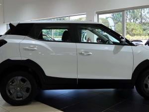 Mahindra XUV 3XO 1.2T MX3 auto - Image 2
