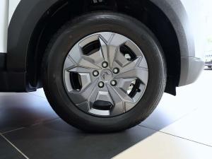 Mahindra XUV 3XO 1.2T MX3 auto - Image 9