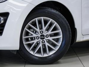 Kia Rio hatch 1.4 LX auto - Image 2