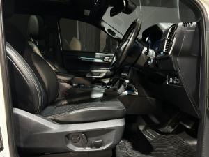 Ford Everest 3.0TD V6 4WD Platinum - Image 18