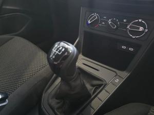Volkswagen Polo hatch 1.0TSI - Image 12