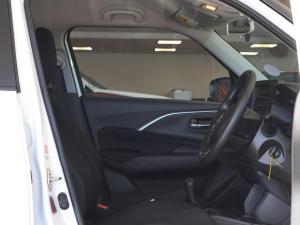 Suzuki Swift 1.2 GL - Image 12