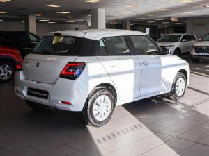 Suzuki Swift 1.2 GL - Image 9