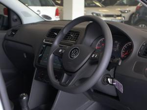 Volkswagen Polo Vivo hatch 1.4 Life - Image 16