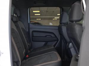 Volkswagen Amarok 3.0TDI V6 double cab Aventura 4Motion - Image 16