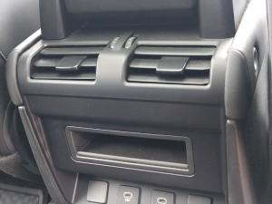 Land Rover Defender 110 D250 X-Dynamic SE - Image 17