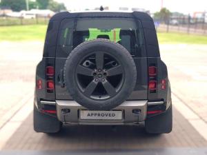 Land Rover Defender 110 D250 X-Dynamic SE - Image 5