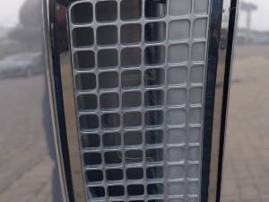 Land Rover Defender 110 D250 X-Dynamic SE - Image 9