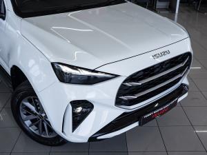 Isuzu mu-X 3.0TD LSE - Image 4