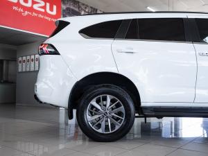 Isuzu mu-X 3.0TD LSE - Image 8