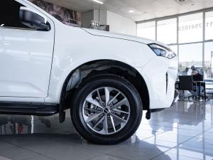 Isuzu mu-X 3.0TD LSE - Image 9