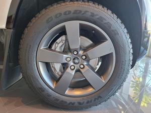 Land Rover Defender 110 D350 X-Dynamic HSE - Image 12
