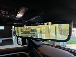 Land Rover Defender 110 D350 X-Dynamic HSE - Image 21