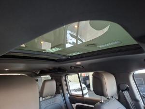 Land Rover Defender 110 D350 X-Dynamic HSE - Image 22