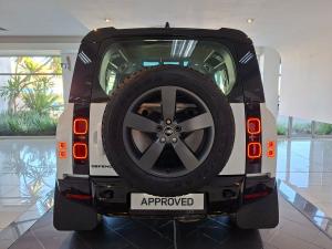 Land Rover Defender 110 D350 X-Dynamic HSE - Image 7