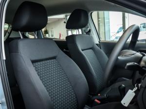 Volkswagen Polo Vivo hatch 1.4 - Image 13
