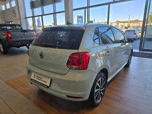 Volkswagen Polo Vivo hatch 1.4 Life - Image 13