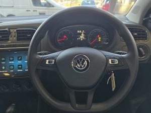Volkswagen Polo Vivo hatch 1.6 Life - Image 8
