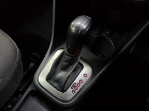 Volkswagen Polo Vivo hatch 1.6 Life - Image 7