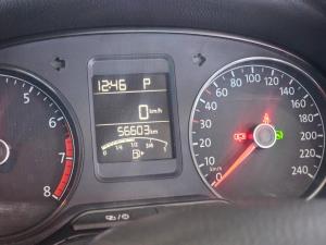 Volkswagen Polo Vivo hatch 1.6 Comfortline auto - Image 14