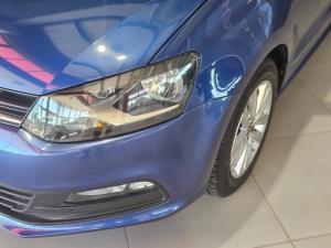 Volkswagen Polo Vivo hatch 1.6 Comfortline auto - Image 5
