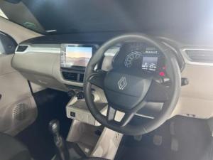Renault Triber 1.0 Evolution - Image 5