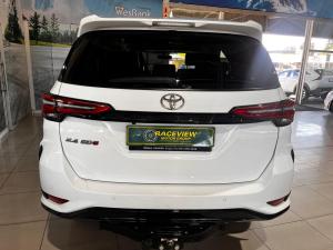 Toyota Fortuner 2.4GD-6 auto - Image 3