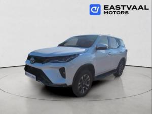 Toyota Fortuner 2.4GD-6 4x4 - Image 3