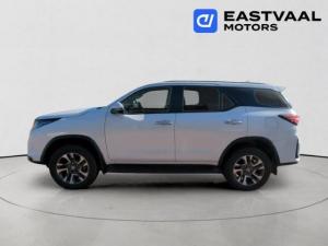 Toyota Fortuner 2.4GD-6 4x4 - Image 4