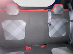 Renault Kwid 1.0 Techno auto - Image 11
