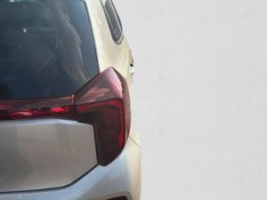 Kia Picanto 1.0 LS manual - Image 19