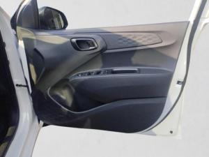 Hyundai Grand i10 1.2 Premium hatch - Image 12