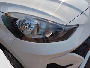Hyundai Grand i10 1.2 Premium hatch - Image 19