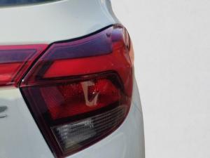 Hyundai Grand i10 1.2 Premium hatch - Image 20