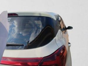 Hyundai Grand i10 1.2 Premium hatch - Image 6
