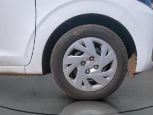 Hyundai Grand i10 1.2 Premium hatch - Image 9