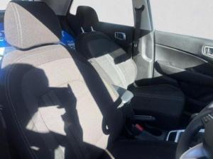 Hyundai Venue 1.2 Premium - Image 12