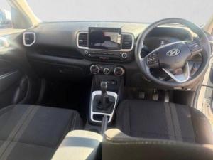 Hyundai Venue 1.2 Premium - Image 15