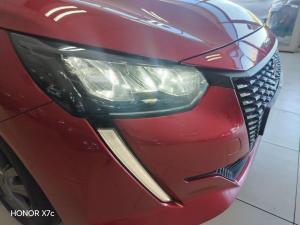 Peugeot 208 1.2 Active - Image 18