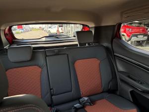 Renault Kiger 1.0 Turbo Intens auto - Image 9