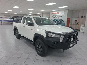 Toyota Hilux 2.4GD-6 Xtra cab Raider manual - Image 1