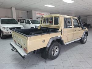 Toyota Land Cruiser 79 4.5D-4D V8 double cab LX - Image 2